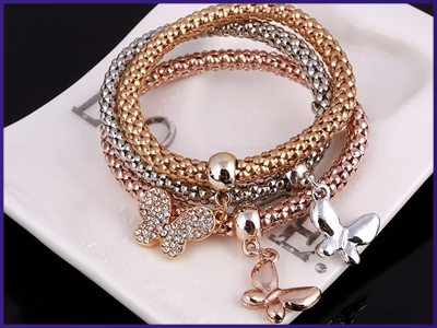 Solid Hearts Charm Bracelet Set