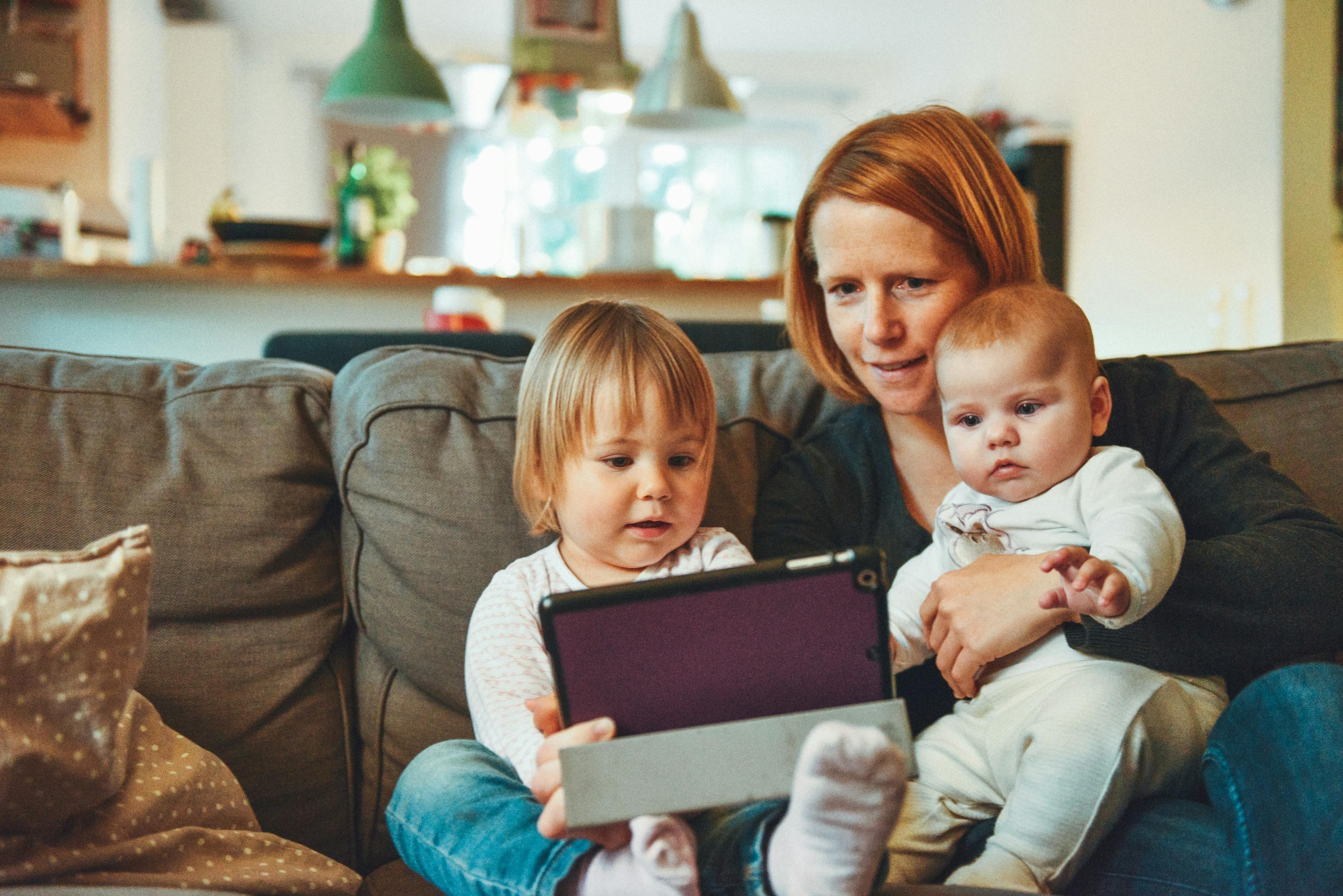 Laundry Hacks for Busy Moms: Save Time & Stress Less