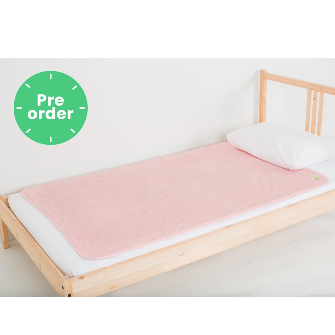 Large washable bed mat PeapodMat - Pink