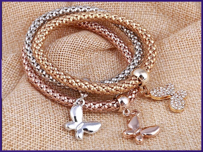 Solid Hearts Charm Bracelet Set