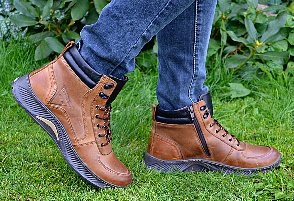 Gunner - Mens hiking leather boots - Reindeer Leather