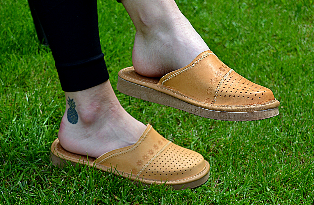 Anfisa - Women casual slippers sandals - Reindeer Leather