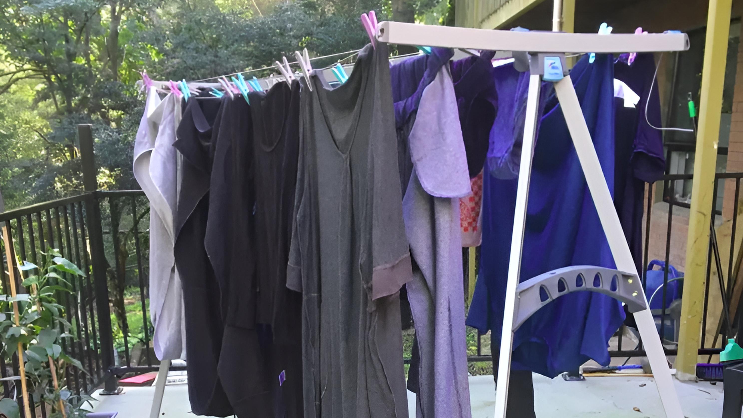 Collapsible Drying Racks vs. Traditional Drying Racks Best for Small Spaces and Portability
