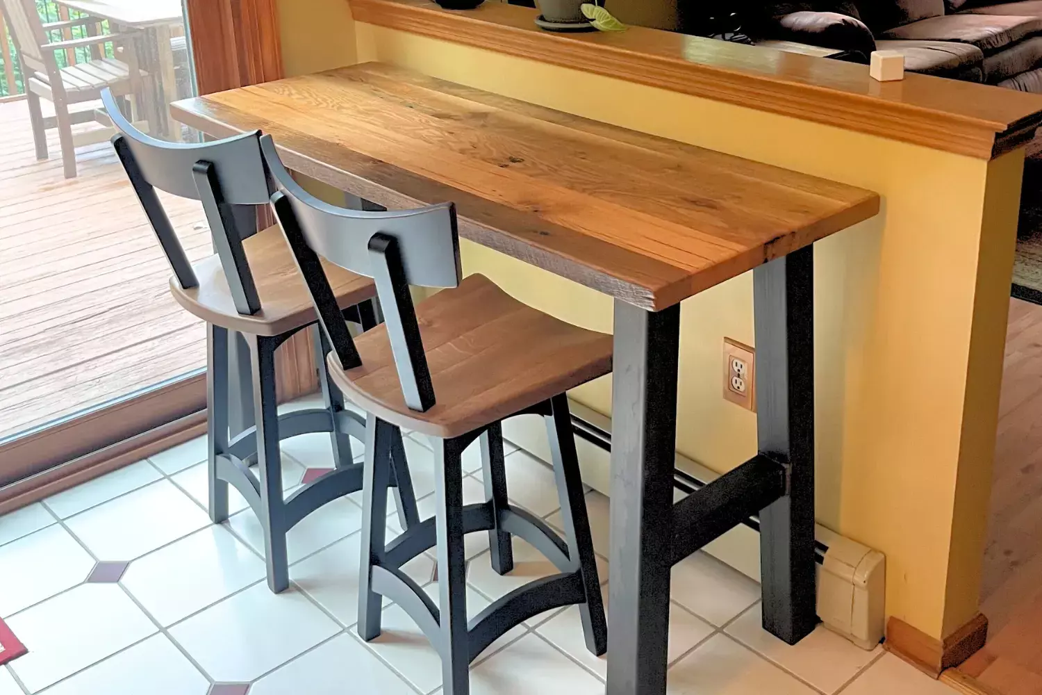 Counter Height Barnwood Table and Oak/Brown MapleStools