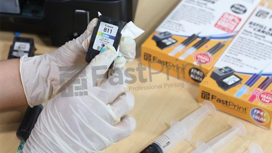 tutup menggunakan stiker