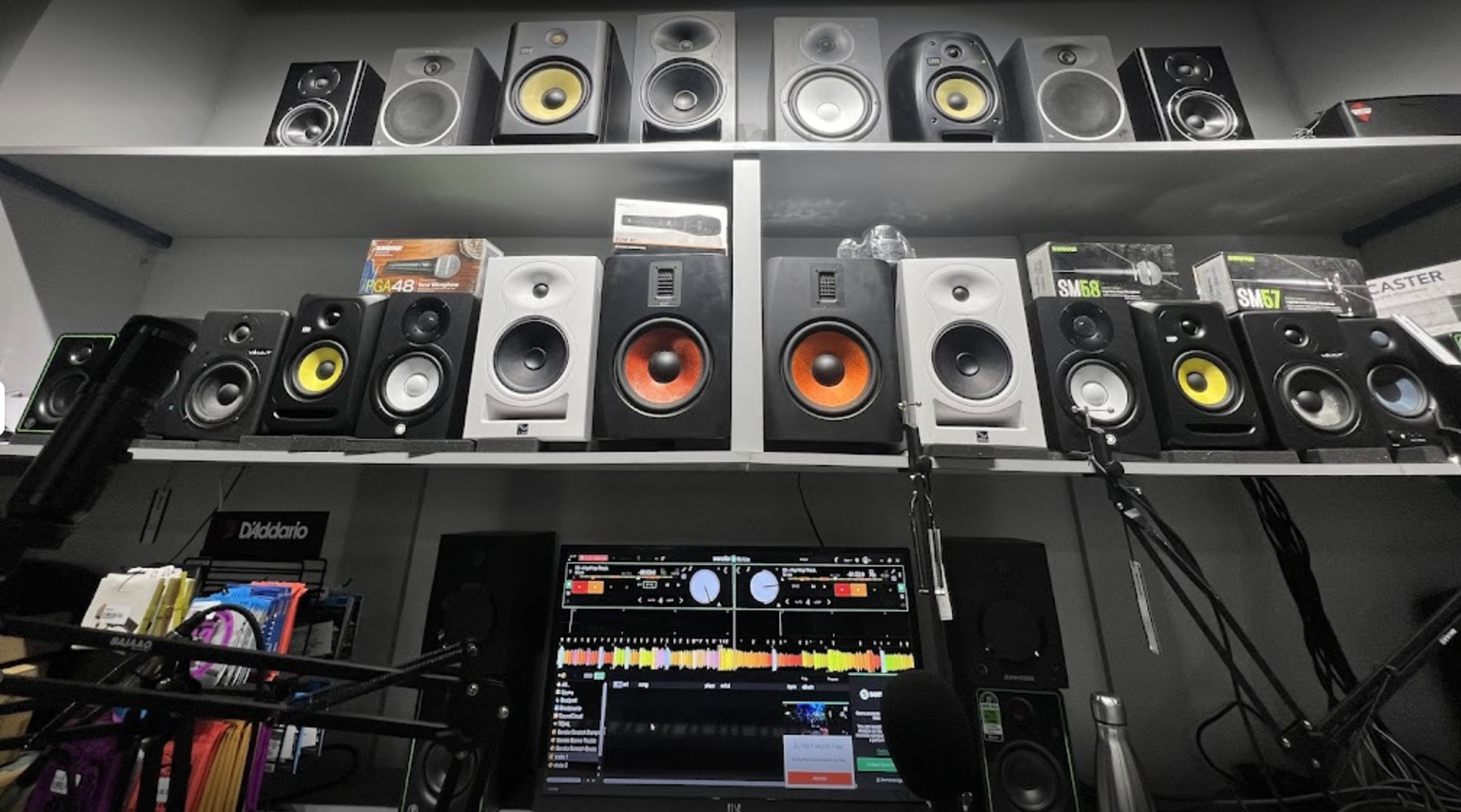 Bajaao Music Store Shop for Musical Instruments in Andheri, Mumbai