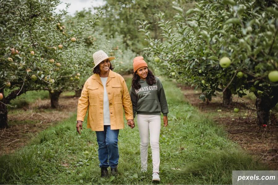 jalan bareng ibu, jalan-jalan bareng