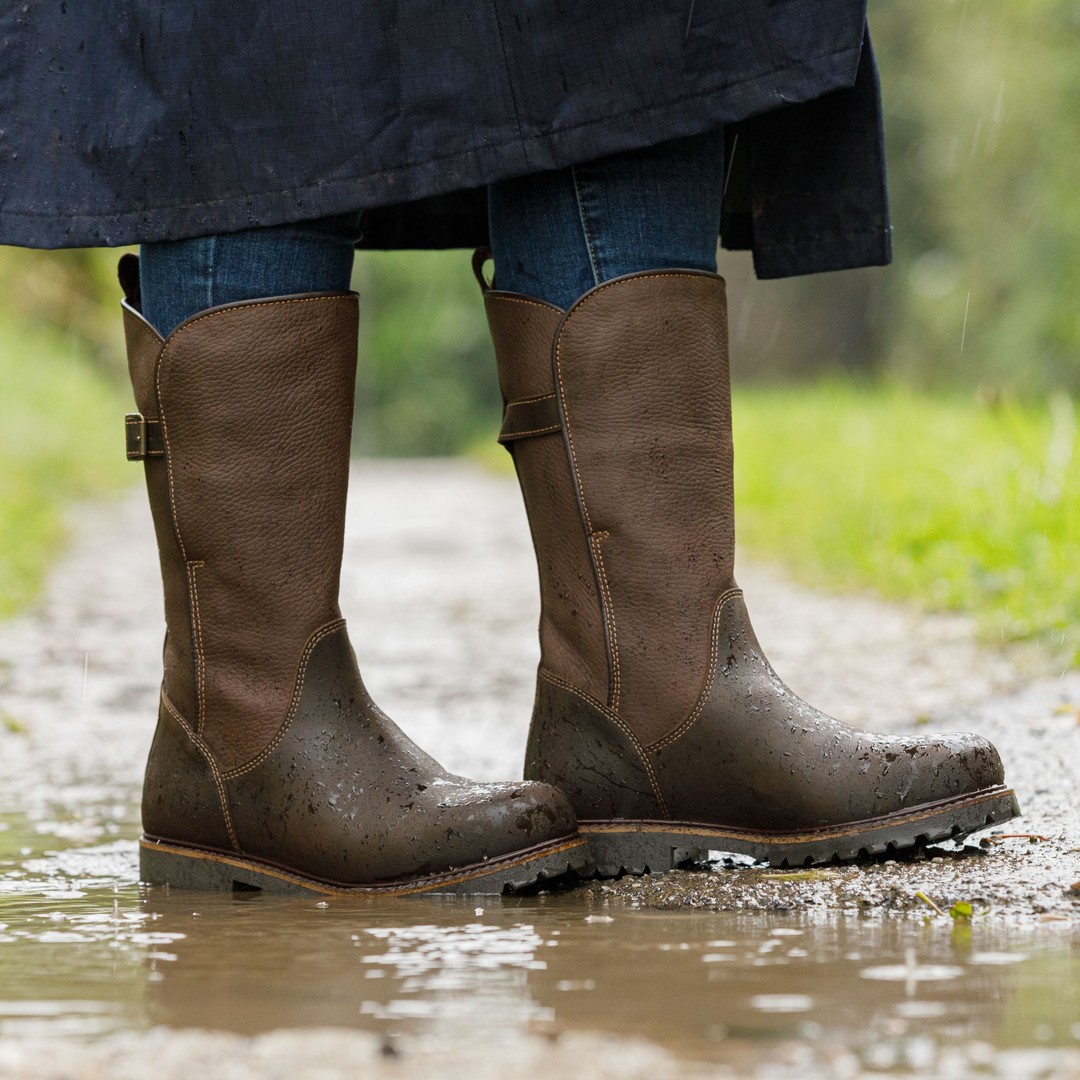 Quebec Waterproof boots in Brown