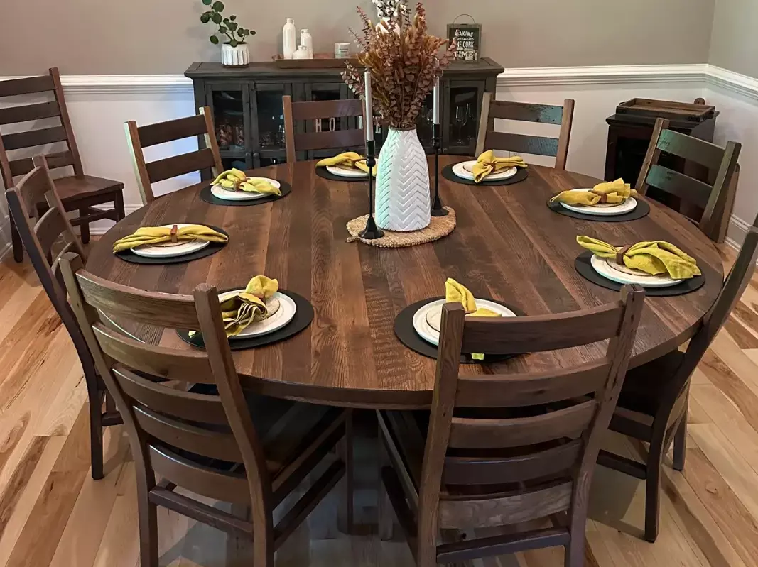 Granby Dining table