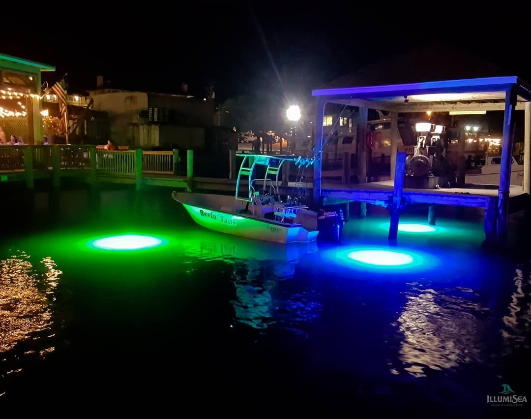 Deep Glow Green Underwater Dock Light - Brightest HID Submersible Light For  Enhanced Fishing