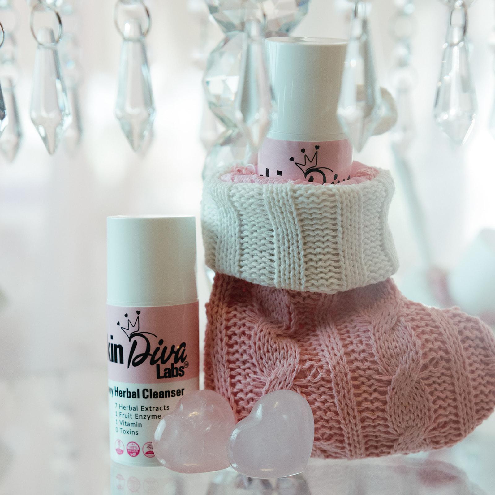 Merry Mini Dewy Cleanser Stocking