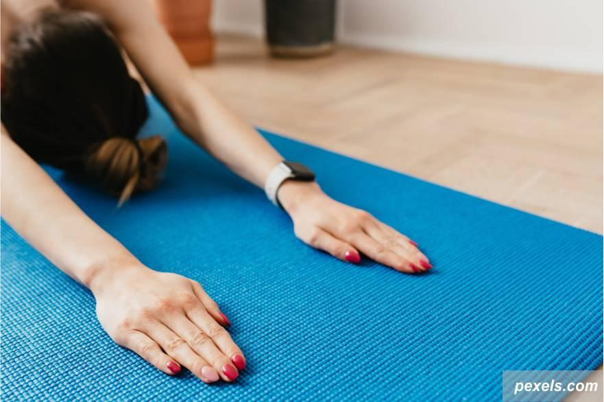 yoga bareng ibu, kegiatan hari ibu